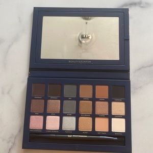 Beautycounter Ultimate Nudes Eyeshadow Palette